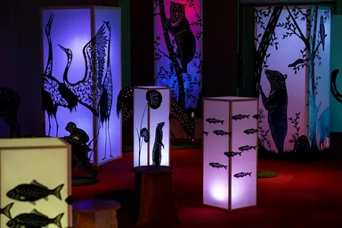 切り絵イメージ