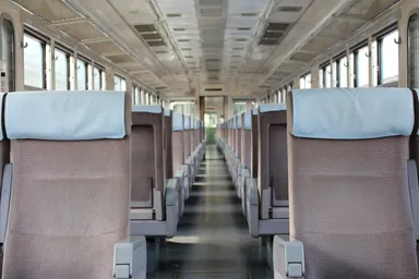 急行列車イメージ2