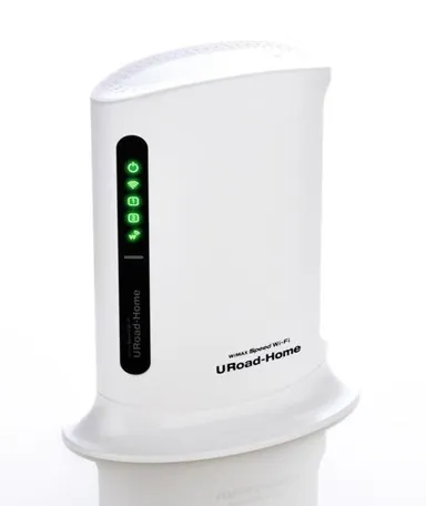 図2．ホームルータ「URoad-Home」