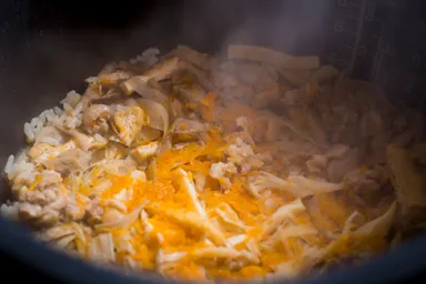 河内鴨のお惣菜「河内鴨の炊き込みご飯」