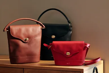 左 42,000円、中央 42,000円、右35,000円(税抜)