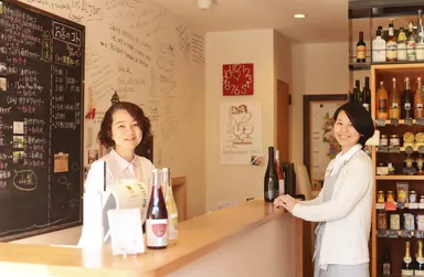 ルカ ワイン 店内