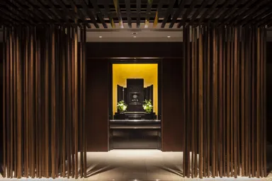 厳かで洗練された空間「かろうと東京」