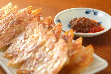 大阪下町で人気の焼き餃子