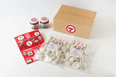送料無料の肉味噌・餃子セット