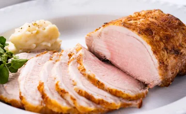 銘柄豚を使ったお料理例(ローストポーク)