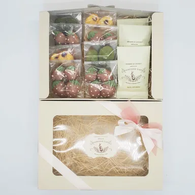 いちご摘みミニマドギフト8個入　紅茶セット