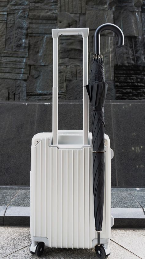 ご予約品 アメージングジェイワールド トラベring 雨の日の出張や旅行も快適 スーツケース キャリーバッグ専用傘ホルダー 日本製 