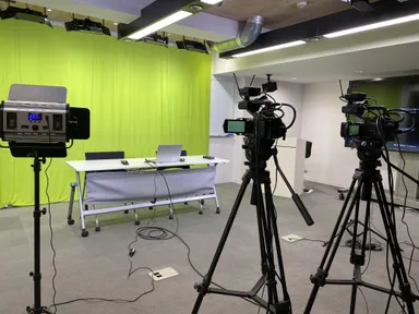 リスモンスタジオ