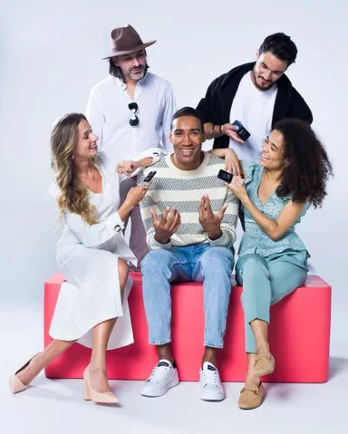 多言語でのグループトークも可能