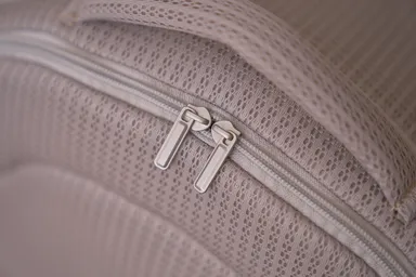 ファスナー部拡大画像