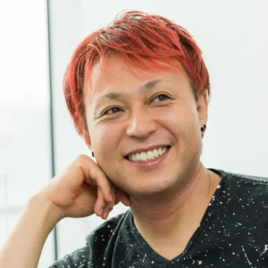 審査員_根津 孝太