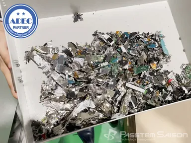 破砕後の記憶媒体の様子