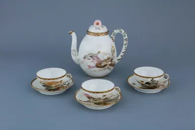 (4)高坂藤右衛門「色絵魚貝文茶器セット」田邊哲人コレクション