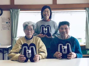 石巻鹿妻地区のメンバーが作った布ぞうり