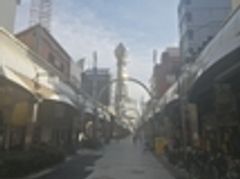 合同会社八とりのロゴ