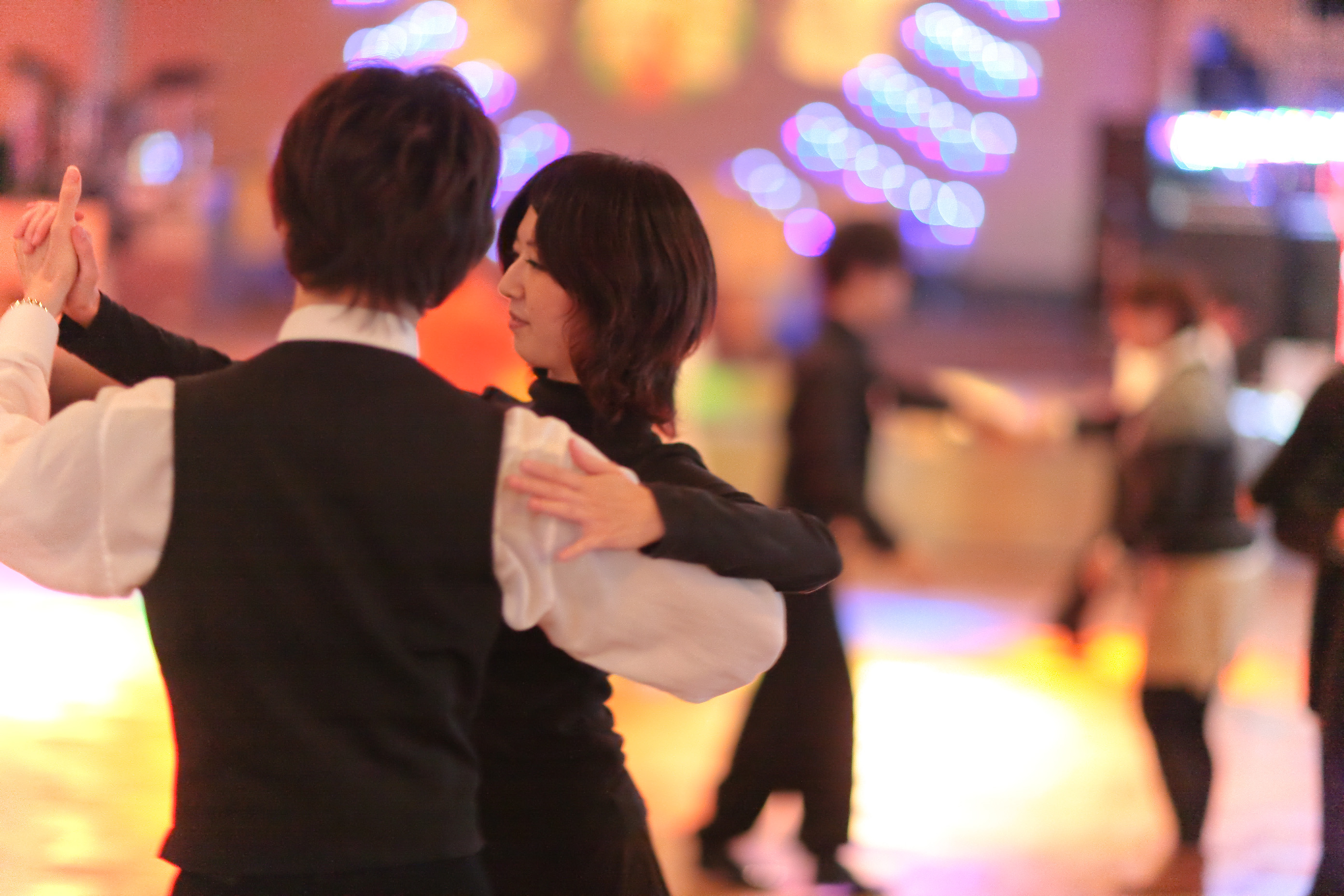老舗ダンスホールが社交ダンス業界の常識を変える 社交ダンス体験 出会い バレンタインパーティーで社交ダンス愛好家の裾野拡大 ダンスホール新世紀 鶯谷駅 にて2月10日 金 開催 ダンスホール新世紀のプレスリリース 老舗ダンスホールが社交ダンス業界の常識を変える 社交ダンス体験 出会い バレンタインパーティーで社交ダンス愛好家の裾野拡大 ダンスホール新世紀 鶯谷駅 にて2月10日 金 開催 ダンスホール新世紀のプレスリリース