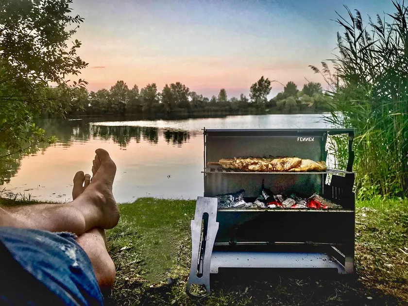 収納時わずか2.5cmになる“BBQコンロ”が登場! 「FENNEK Grill」3 収納時わずか2.5cmになる“BBQコンロ”が登場! 「FENNEK Grill」3