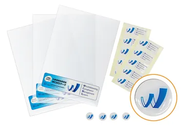 WCMSマークのピンバッジ、ステッカー、クリアファイル