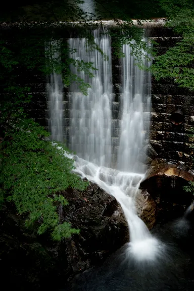 神戸・布引の天然水