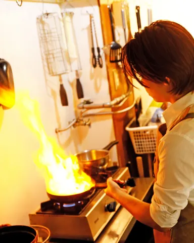 割烹の道で腕を磨いた女性料理長