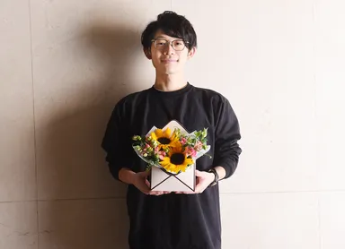 川崎鷹也さんコラボ『拝啓、ひまわり』歌詞カード付き「フラワーレターボックス」_日比谷花壇