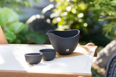 粋瓦シリーズ　お猪口・片口徳利