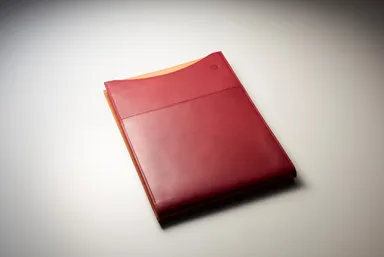 縦型PCレザーケース2