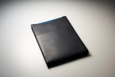 縦型PCレザーケース3