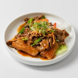 牛肉と揚げパンの炒め