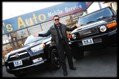 蝶野とカスタムFJクルーザー＆4ランナー