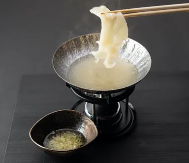 フカヒレしゃぶしゃぶ