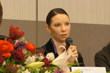 アレクサンドロワ