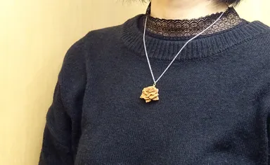 木製香りの遺骨ペンダント