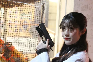 シューティングレンジで射撃可能です