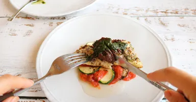 南仏風白身魚のポワレ