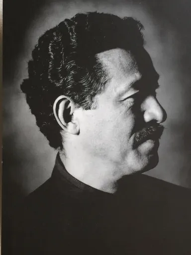 ファッションデザイナー・三宅一生