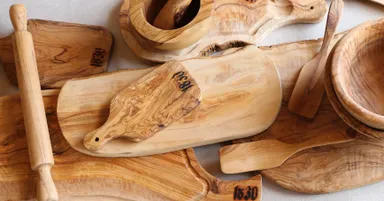 【同日発売】ナチュラルオリーブウッドアクセサリーコレクション