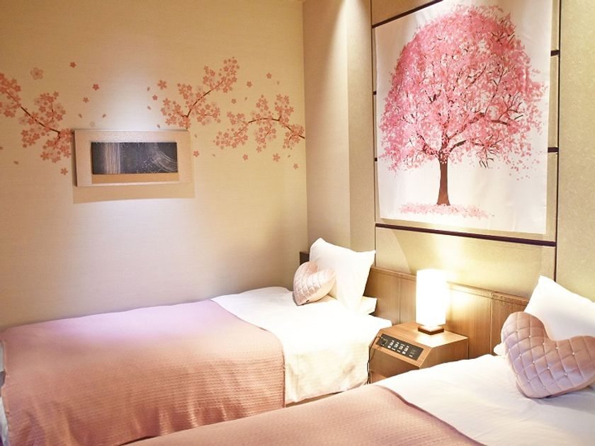 ホテル京阪 京都 グランデ
今年はお部屋でお花見気分 「桜ルーム」で過ごす宿泊プランを販売

