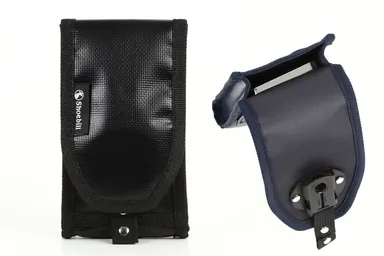 アウトドア専用のスマートフォン『Neo Industrial Lamp』は過去のデザインに現代的な技術を加えて未来へとつないでいきたいという思いから生まれました。