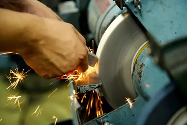 熟練の職人がひとつひとつ手作り