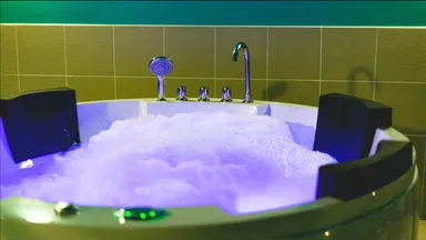 屋外ジャグジー