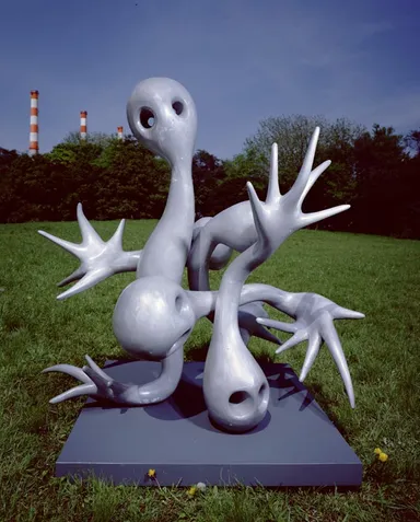 《千手》 1975年　アルミニウム