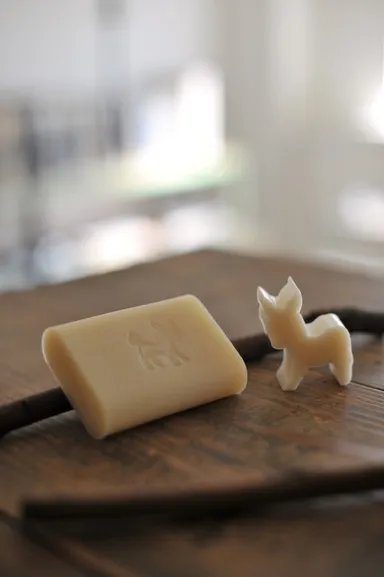 ロバミルク石鹸