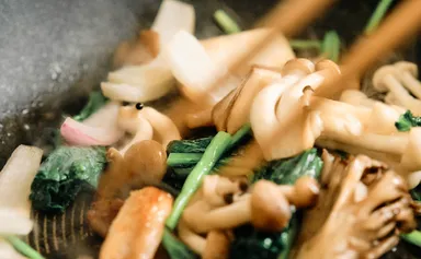 調理は炒めるだけ、和えるだけなど簡単。