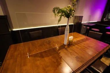 テーブル(コロナ対策)