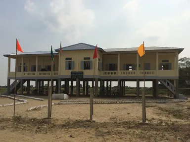 ミャンマー小学校