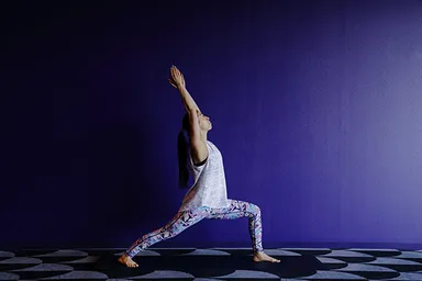 ヨガポーズイメージ