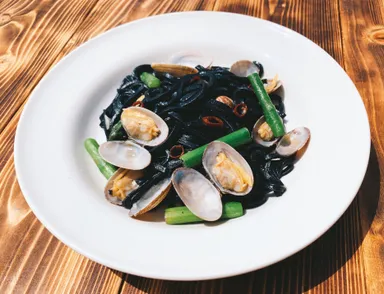 ＜調理例＞麻炭入り玄米粉ぱすた