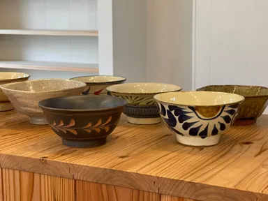 店主がセレクトひたやちむんの器